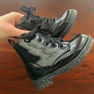 NWOT MIA toddler sparkle combat boots, size 5